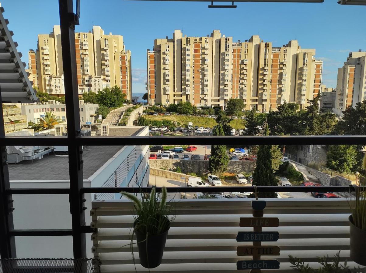 Sunny Day Apartment Split