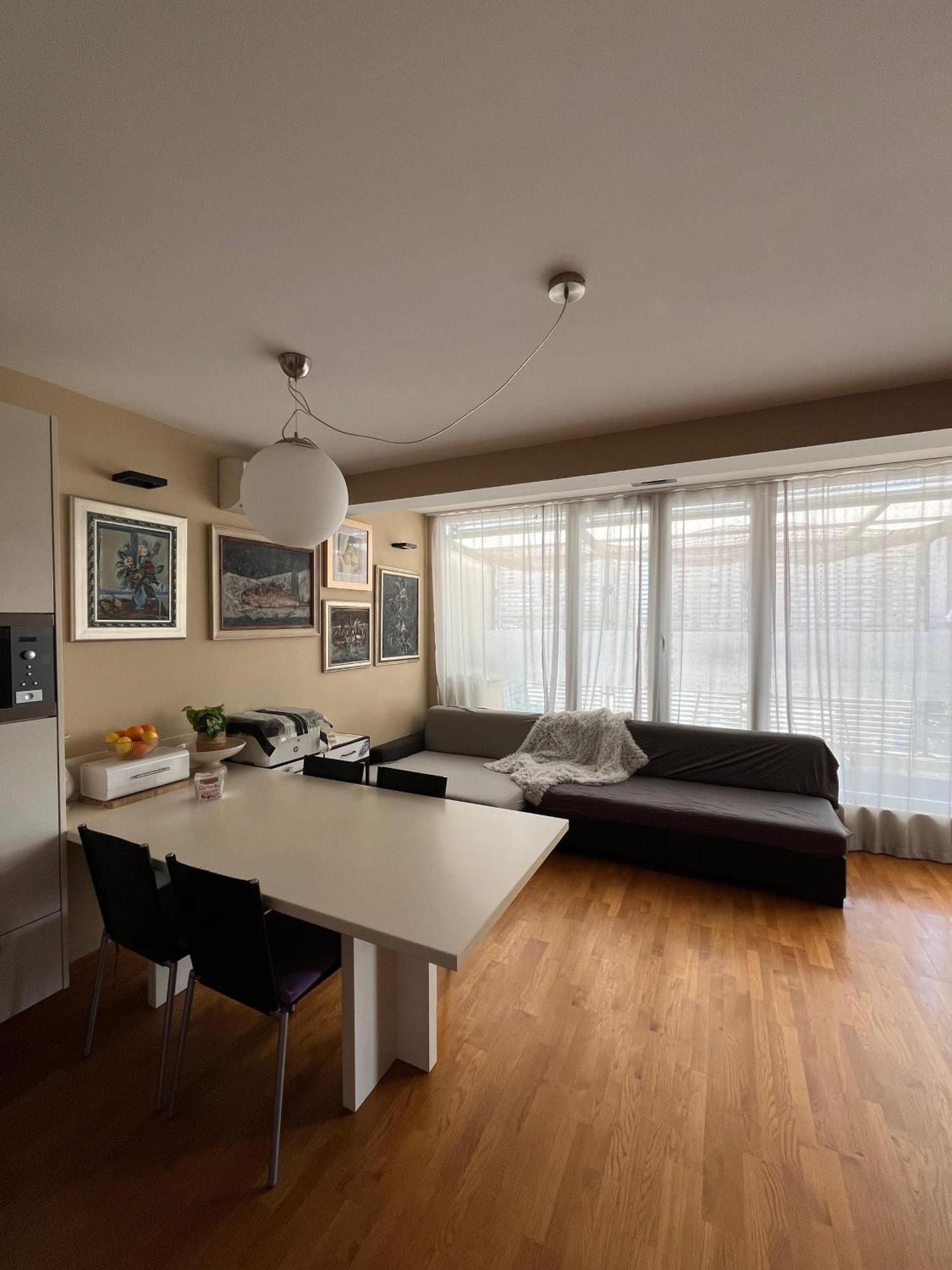 Apartment Sunny Day Split