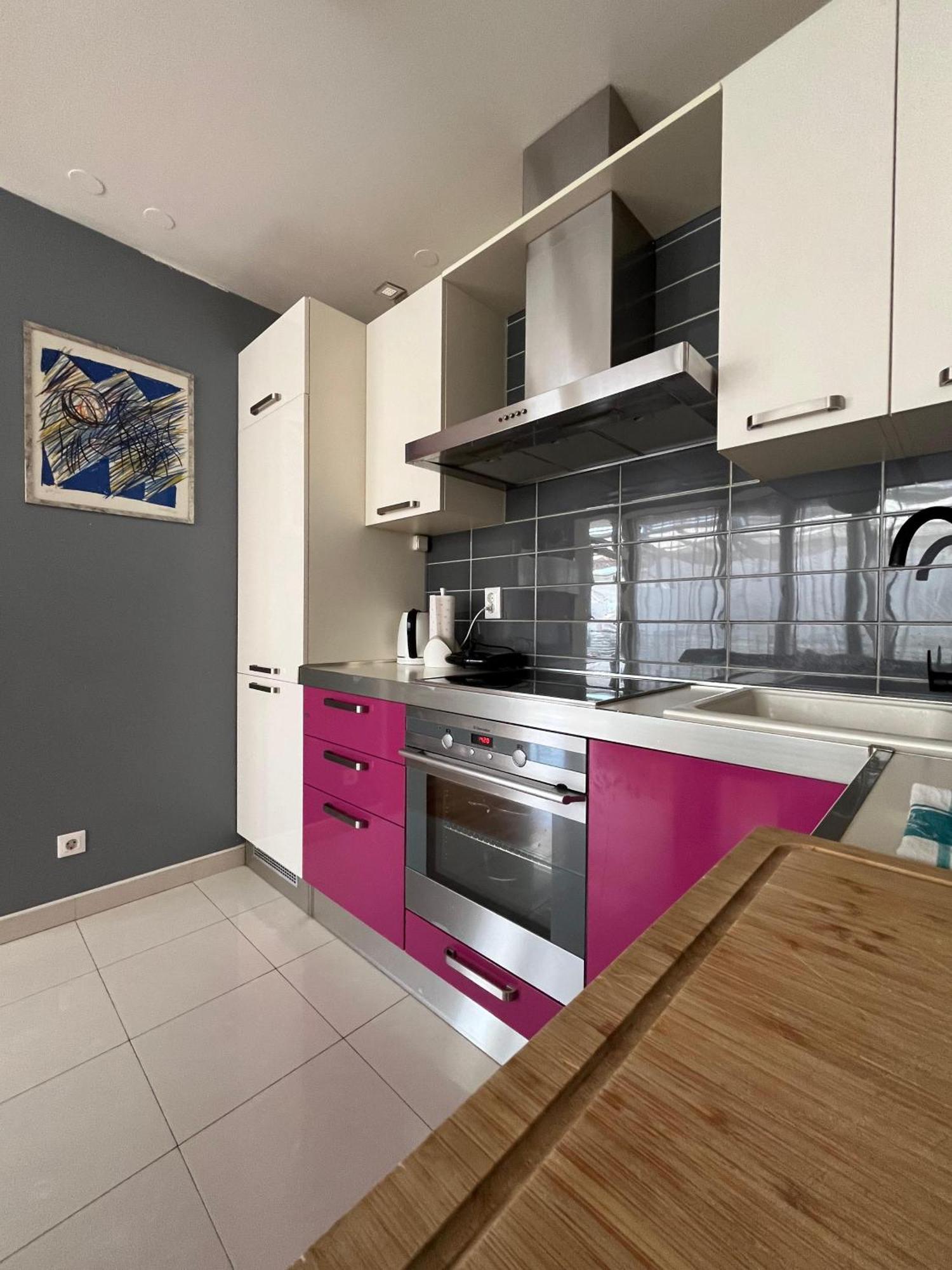 Sunny Day Apartment Split